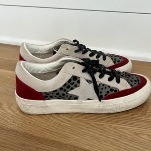 Vintage Havana sneakers 8.5 Women